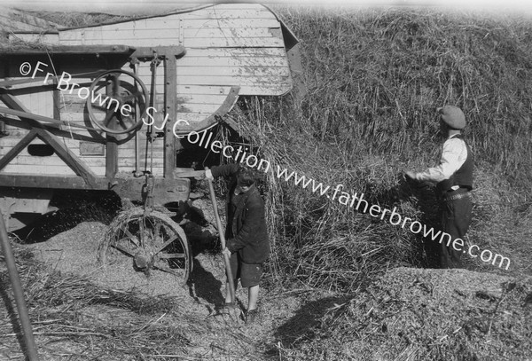 HARVEST TIME IN TULLABY THRESHING